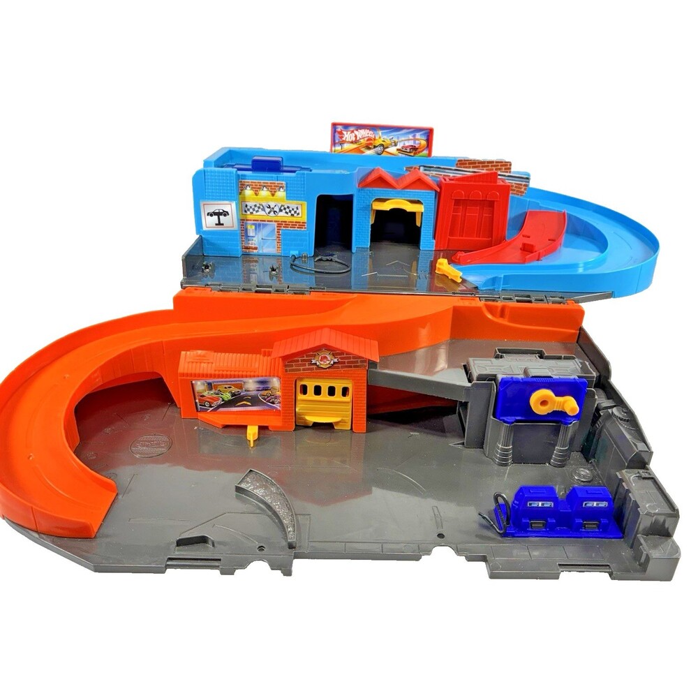Hot Wheels Stop-N-Go Car Wash & Service Station Center Playset DMW90 2015